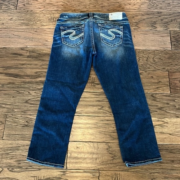 Silver Jeans Tuesday Low Capri Size 29-SOLD NOT FOR SALE - Picture 2 of 16